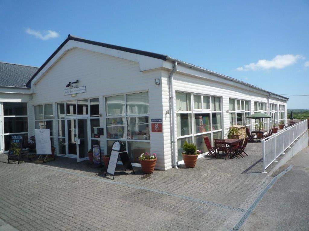 Atlantic Reach Cottages, Newquay 6 Miles, 2 Bedrooms New Quay Exterior foto